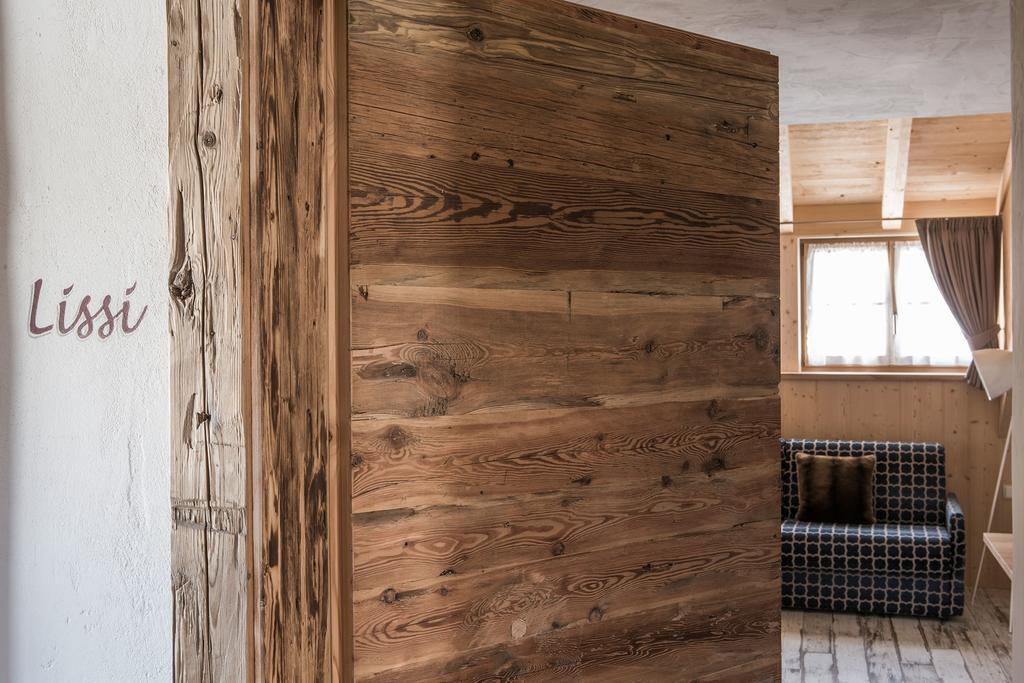 Osti Nicl Apartment San Martino in Badia Exterior photo